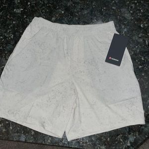 Lululemon pace breaker short 7” LL NEW W/ TAGS